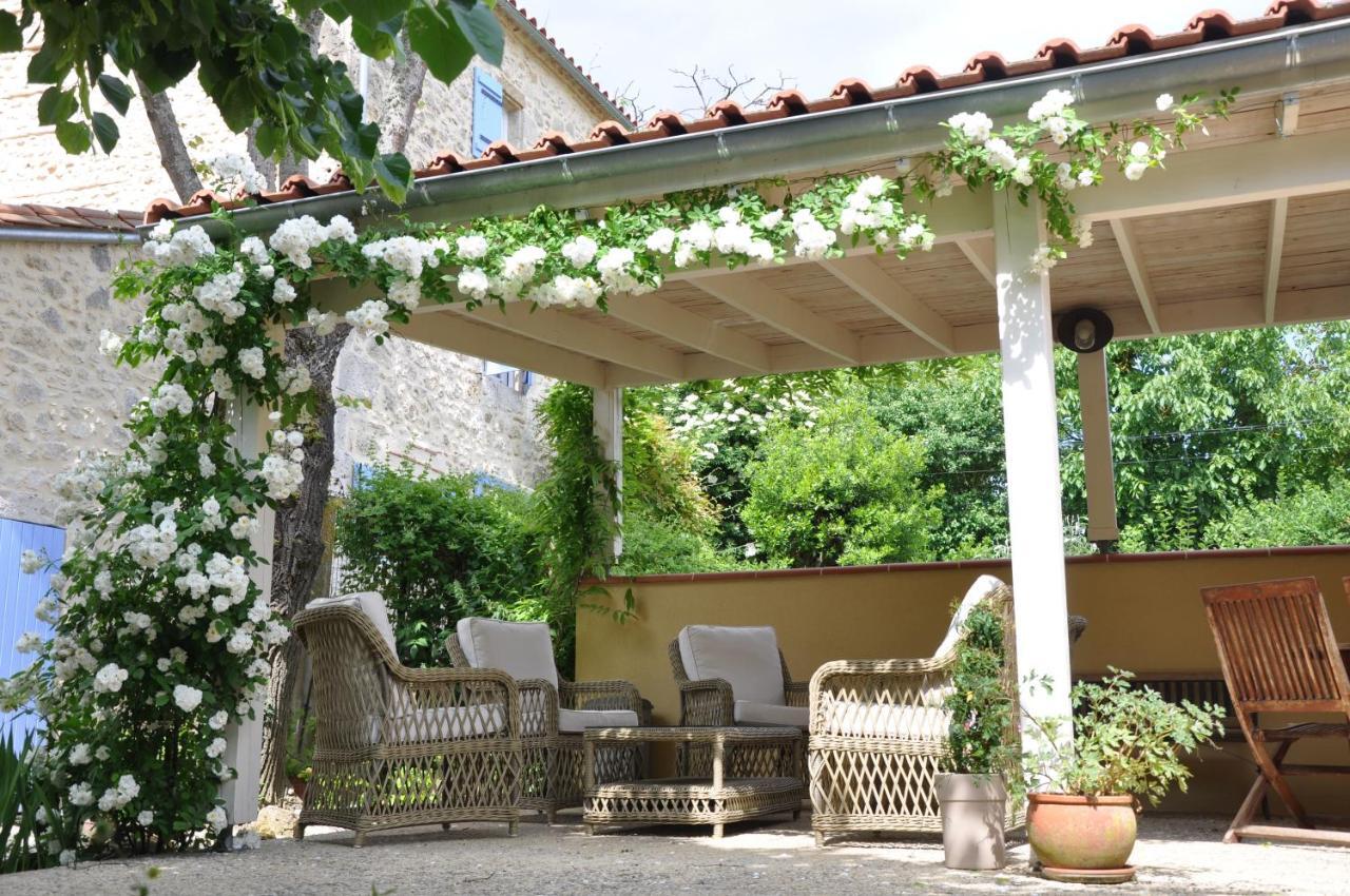 Chambre D'Hotes Lencouet Acomodação com café da manhã Feugarolles Exterior foto