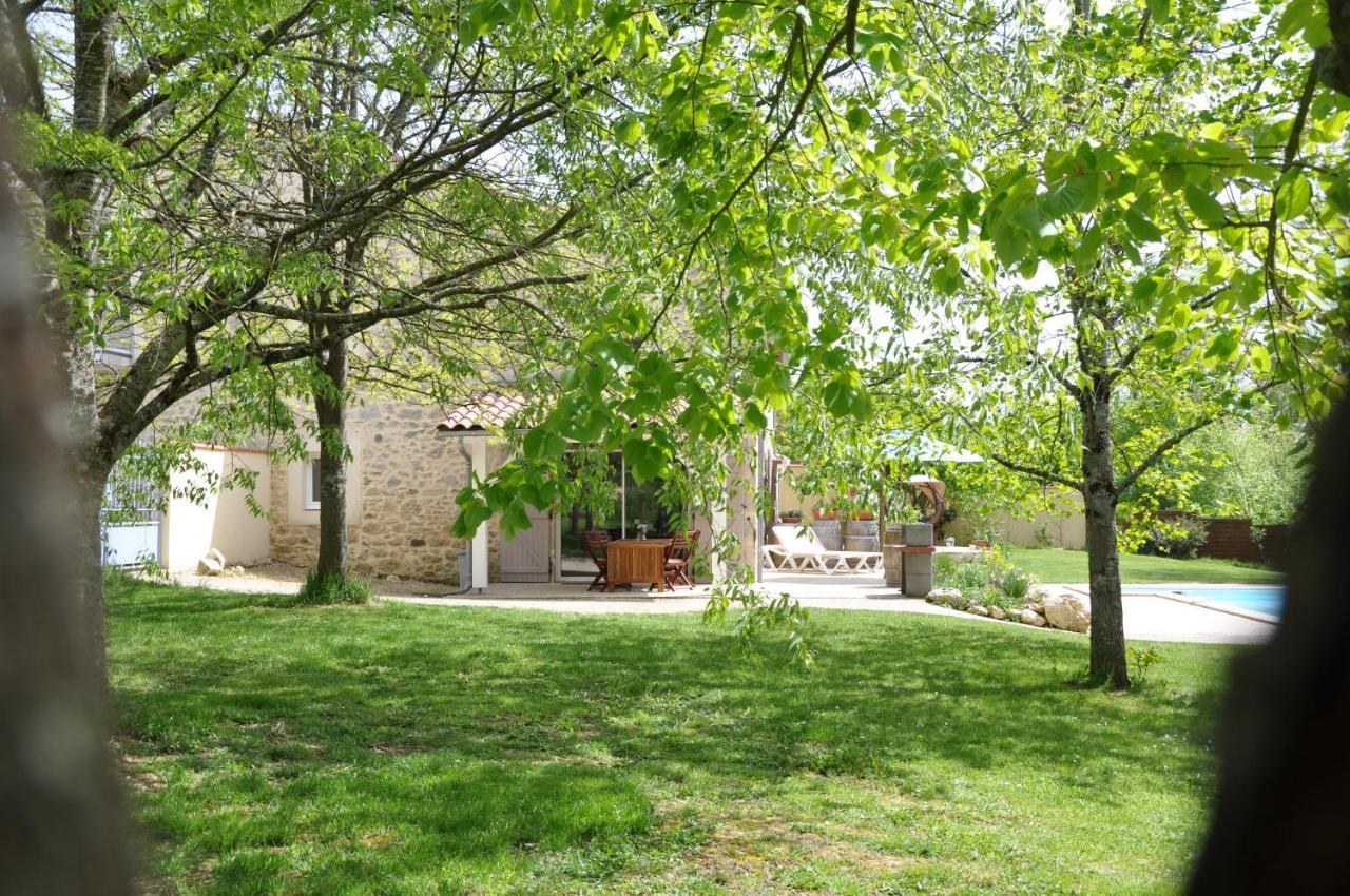 Chambre D'Hotes Lencouet Acomodação com café da manhã Feugarolles Exterior foto